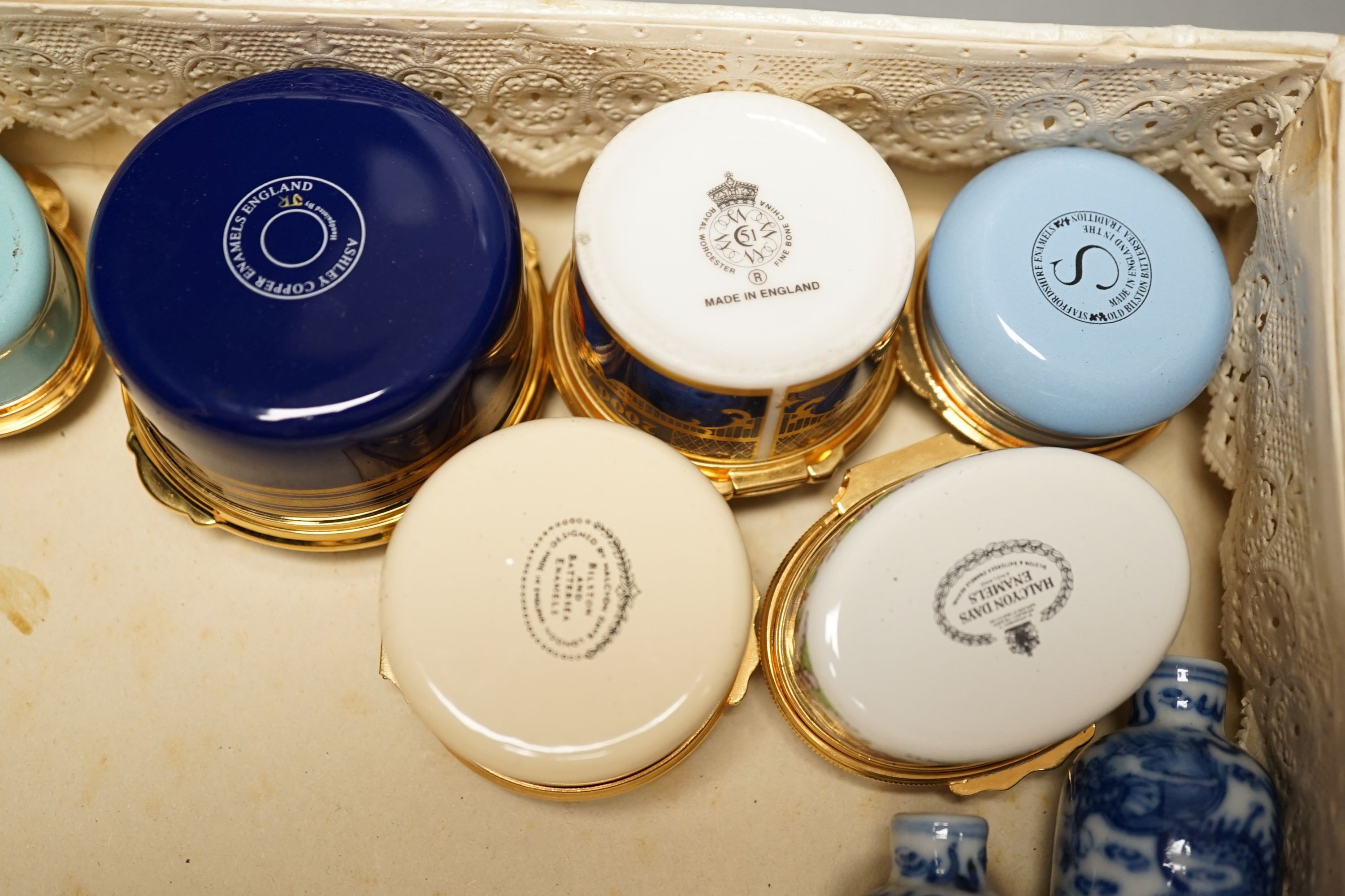 Mixed group of Halcyon days enamel boxes and a green Hardstone bowl